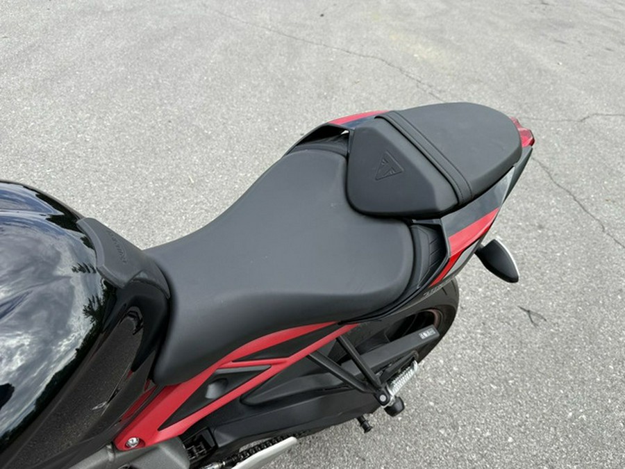 2020 Triumph Street Triple R Sapphire Black