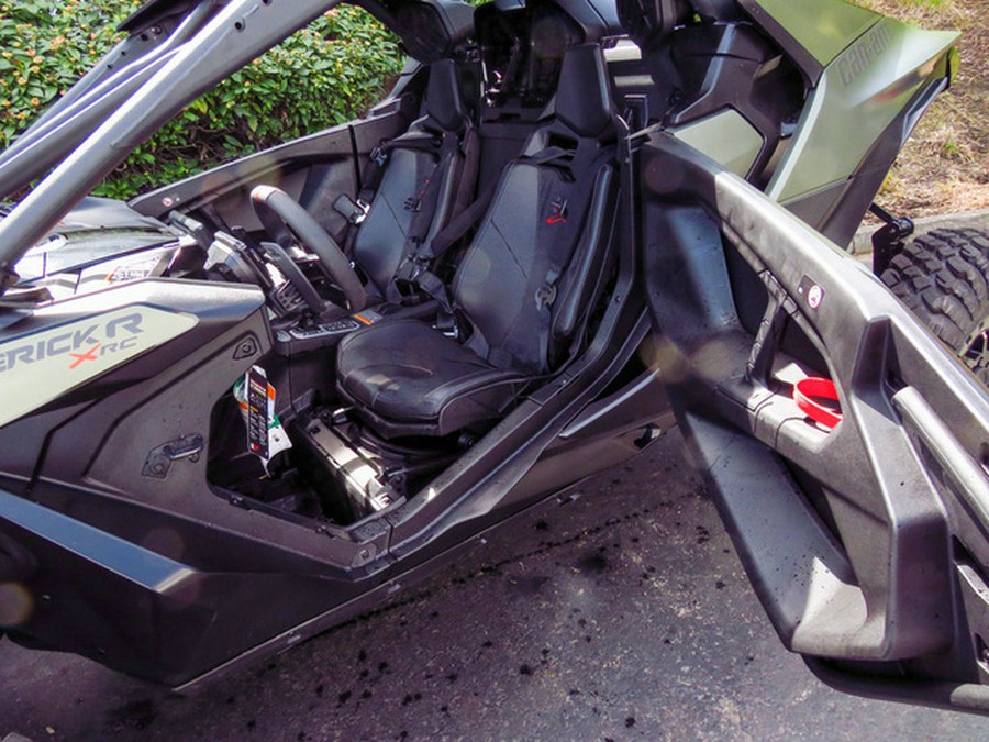 2027 Can-Am Maverick R X Rc