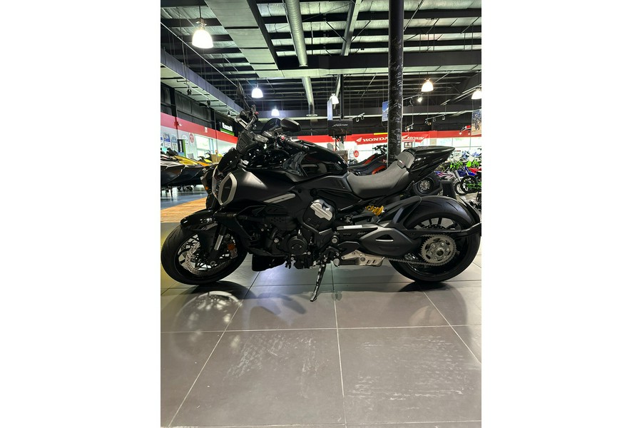 2023 Ducati Diavel V4