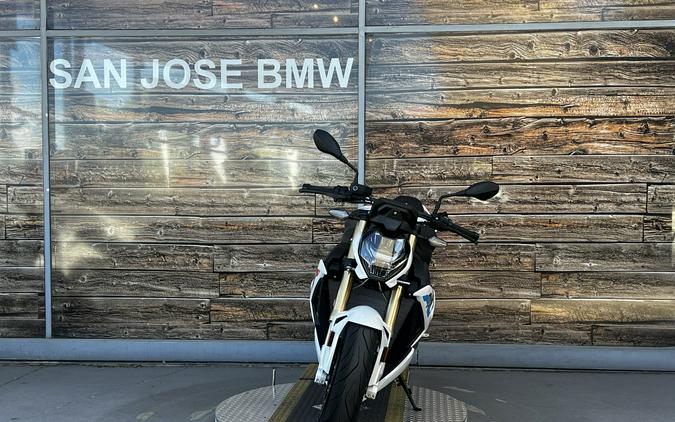 2024 BMW S 1000 R