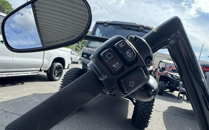 2022 Harley-Davidson XL883N - Iron 883