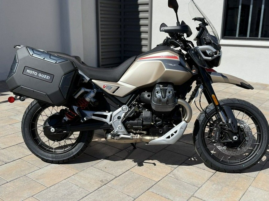 2025 Moto Guzzi V85 TT Travel