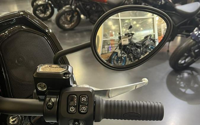 2025 Indian Motorcycle® Challenger® Dark Horse® Frost Silver Smoke