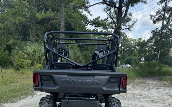 2025 Honda® Pioneer 1000-6 Deluxe Crew