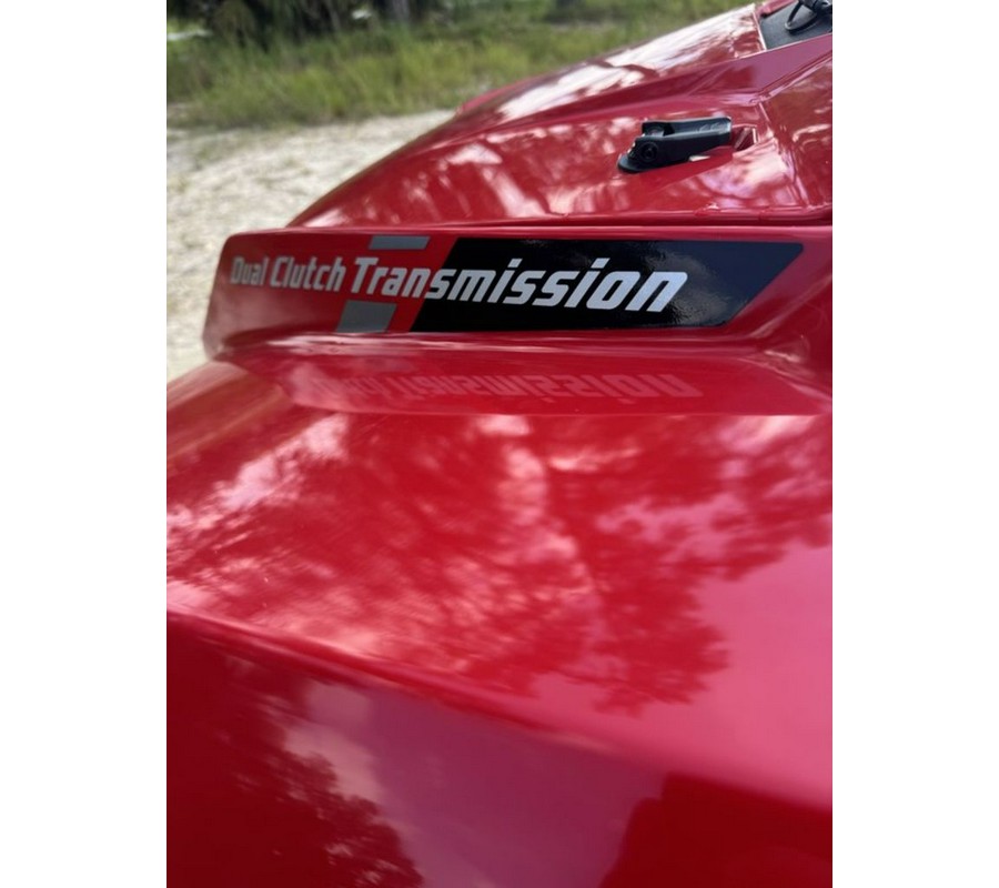 2025 Honda® Pioneer 1000-6 Deluxe Crew