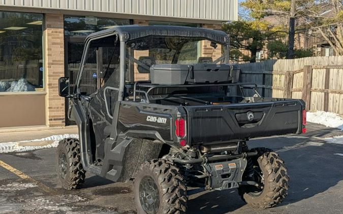 2025 Can-Am Defender XT HD10