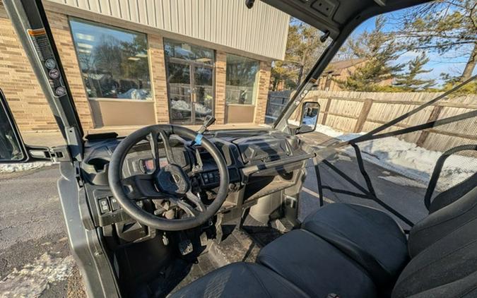 2025 Can-Am Defender XT HD10