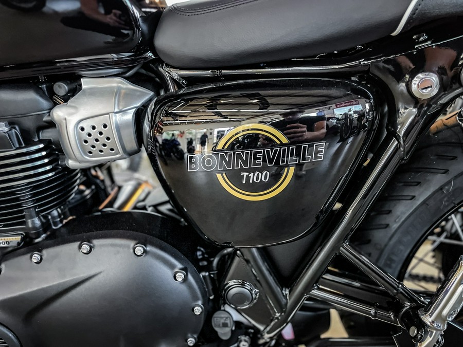 2026 TRIUMPH BONNEVILLE T100