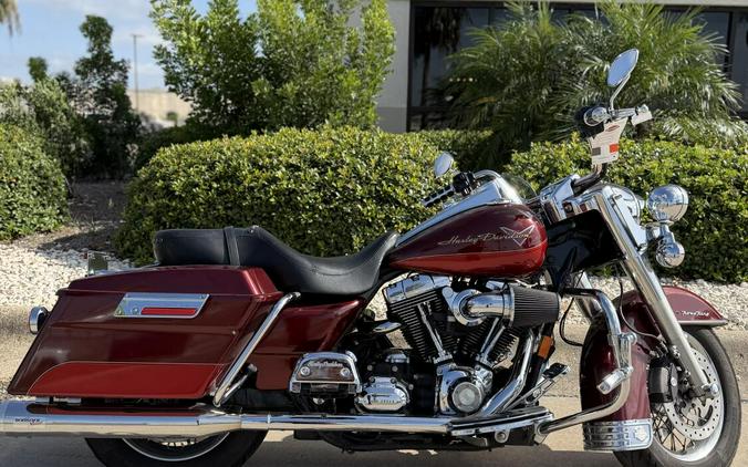 2008 Harley-Davidson Road King CRIM/RD/RED SUN W/PINSTRIPE
