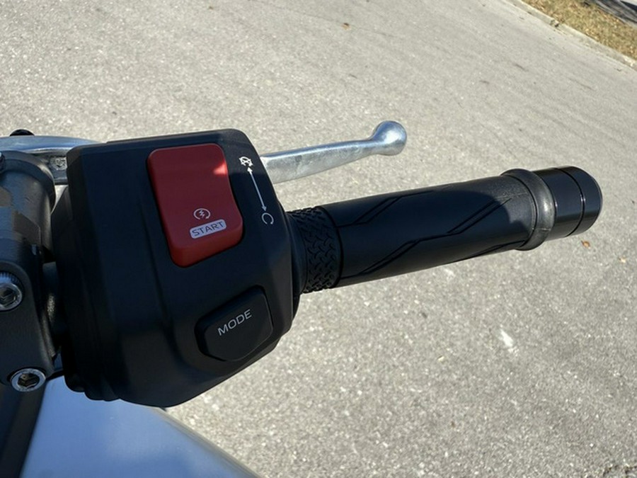 2025 Yamaha MT 09 SP
