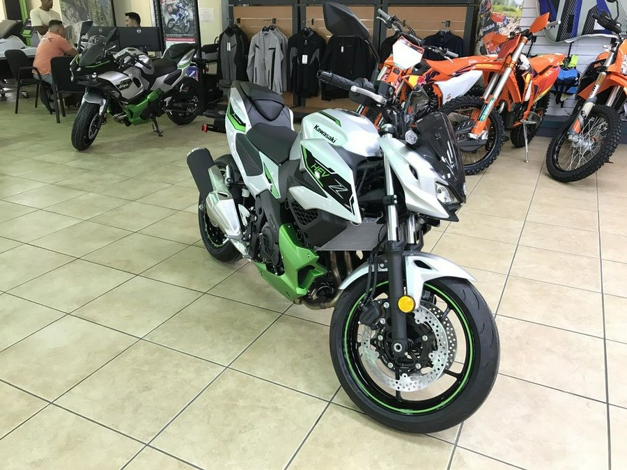 2024 Kawasaki Z7 Hybrid ABS