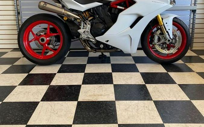 2017 Ducati SuperSport S Star White Silk