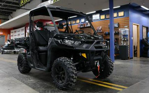 2024 Can-Am Defender XT HD9