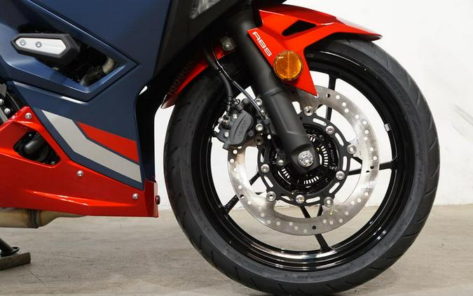 2026 Kawasaki Ninja® 500 SE ABS