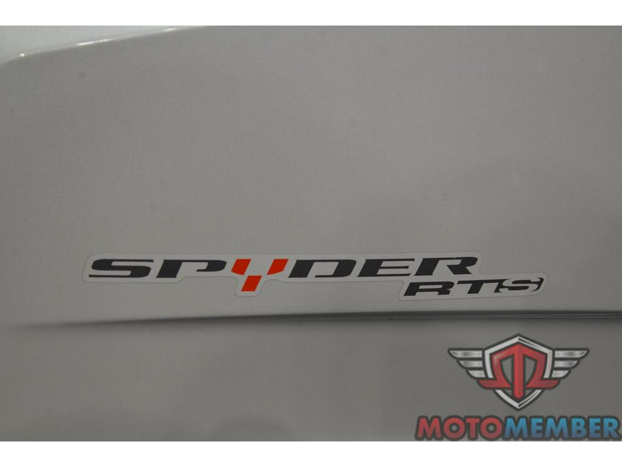 2014 Can-Am SPYDER RT S