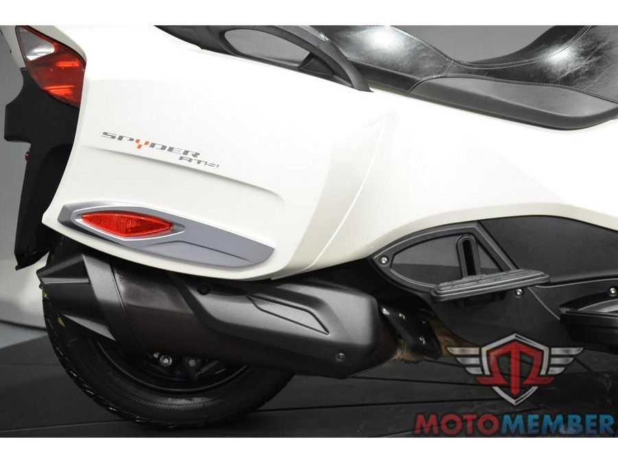 2014 Can-Am SPYDER RT S