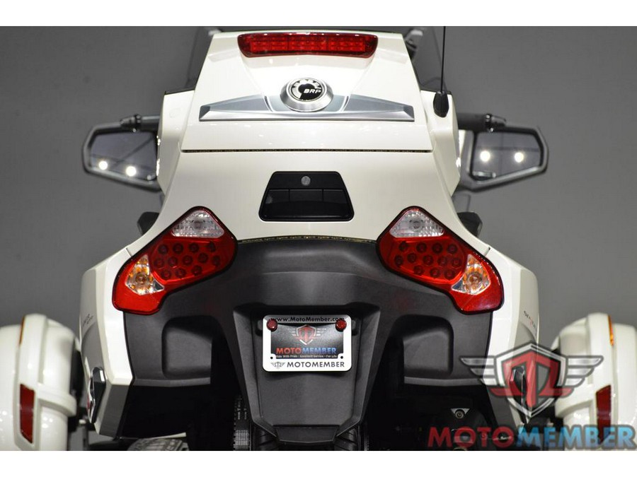 2014 Can-Am SPYDER RT S