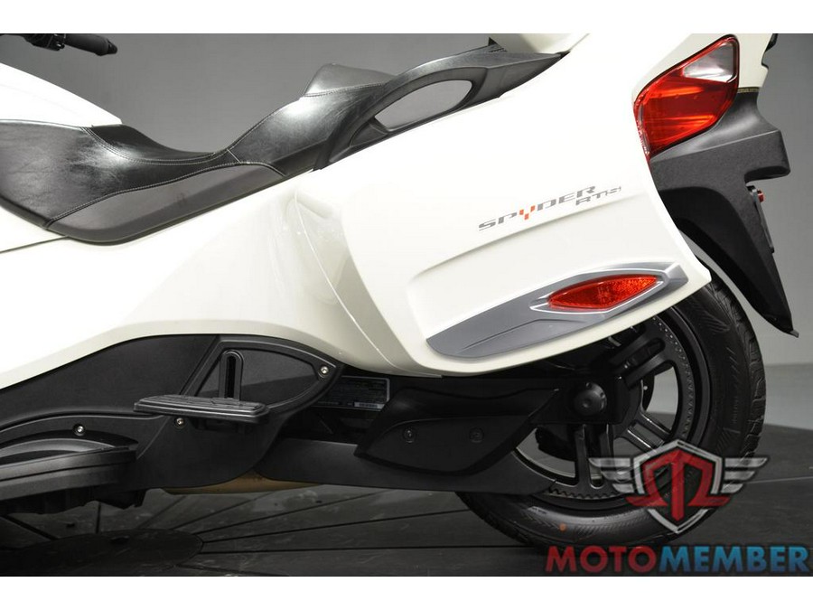 2014 Can-Am SPYDER RT S