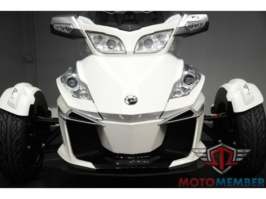 2014 Can-Am SPYDER RT S