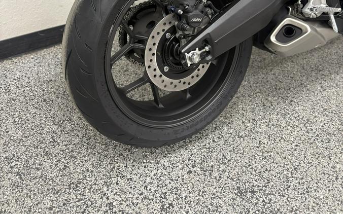 2026 Honda CB650R E-Clutch Matte Black Metallic - H2667A