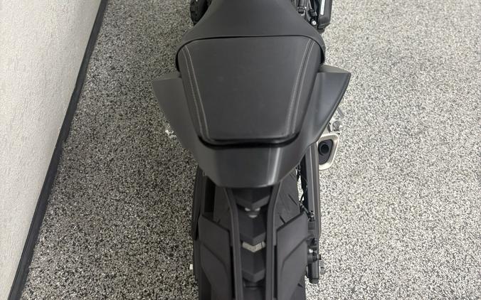 2026 Honda CB650R E-Clutch Matte Black Metallic - H2667A