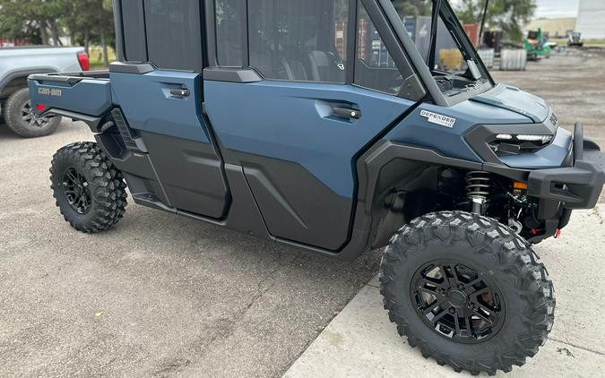 2026 Can-Am Defender MAX Limited HD11