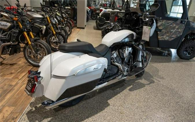 2024 Indian Motorcycle® Challenger® Limited with PowerBand Audio Package Ghost White Metallic