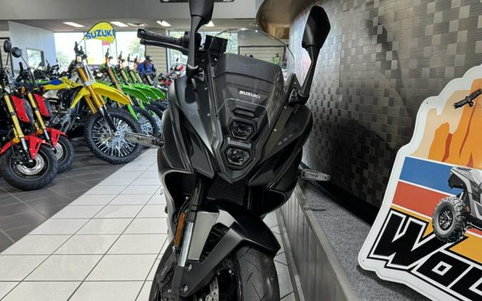 2025 Suzuki GSX-8R