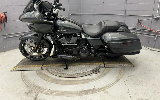 2025 Harley-Davidson® FLTRX - Road Glide®