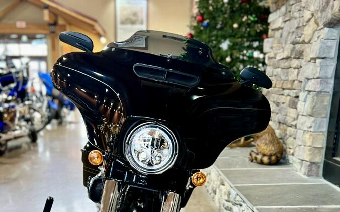 2014 FLHXS - Street Glide Special