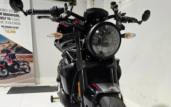 2016 Ducati Monster 1200 R