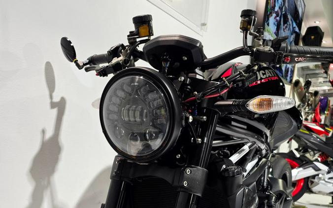 2016 Ducati Monster 1200 R