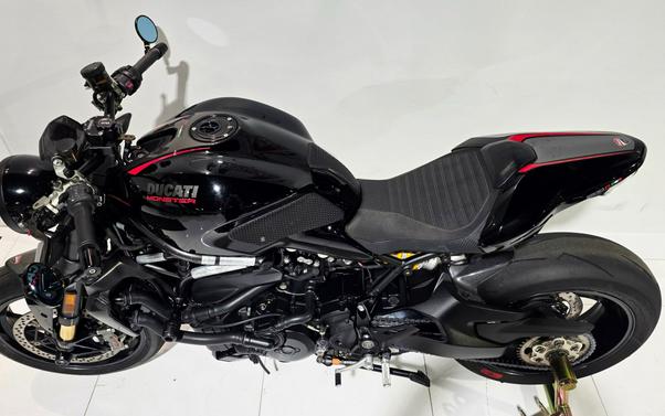 2016 Ducati Monster 1200 R