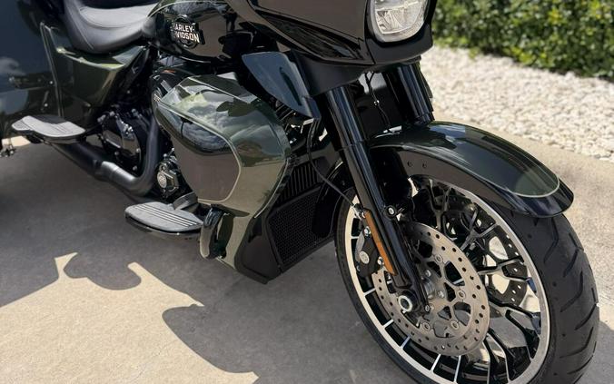 2026 Harley-Davidson Street Glide 3 Limited Olive Steel Metallic / Vivid Black Black Trim