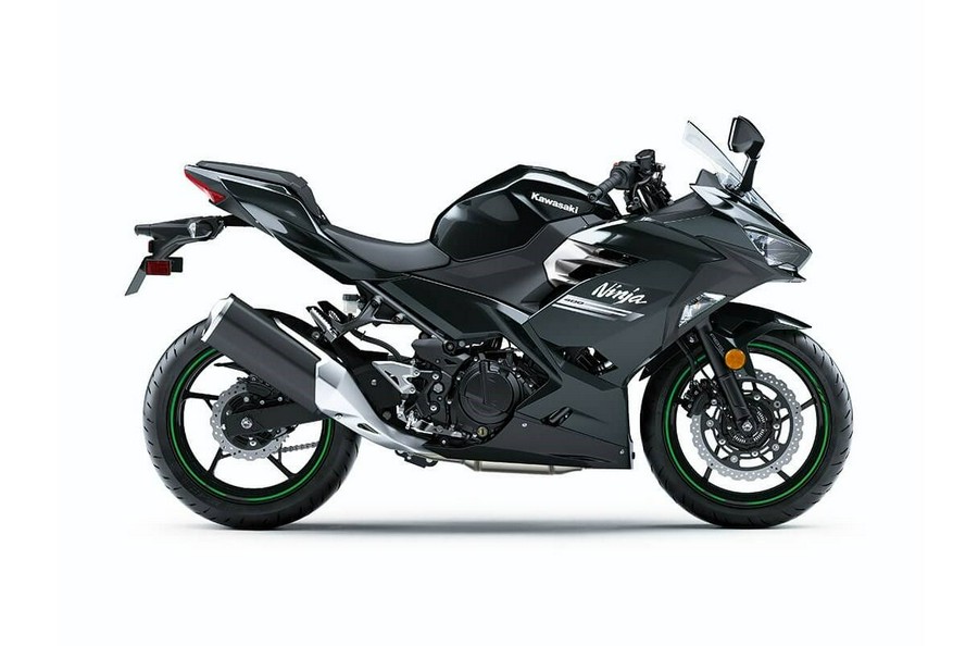 2022 Kawasaki Ninja 400 Base