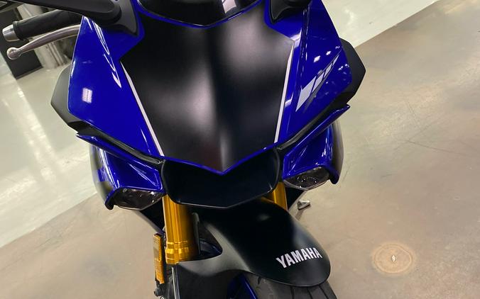 2018 Yamaha R1