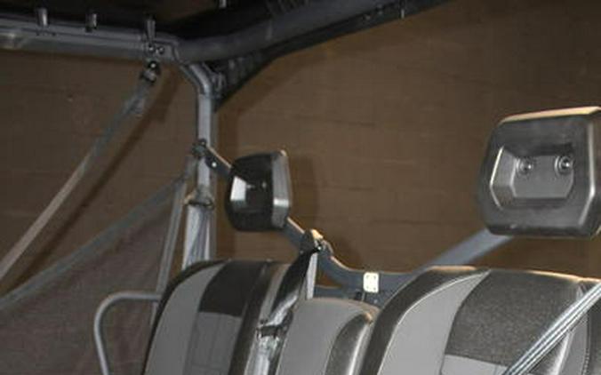 2026 Can-Am® SSV DEF XT 65 HD11 BE 26