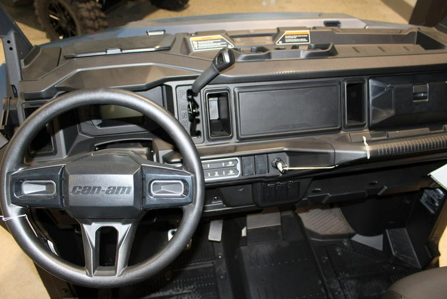 2026 Can-Am® SSV DEF XT 65 HD11 BE 26