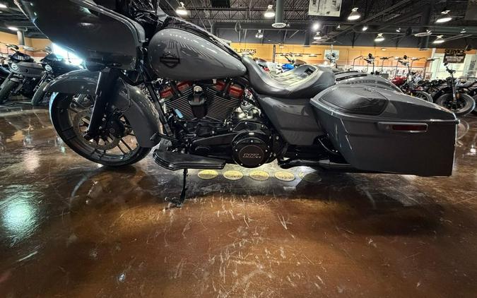 2018 Harley-Davidson Road Glide® CVO™ Road Glide®