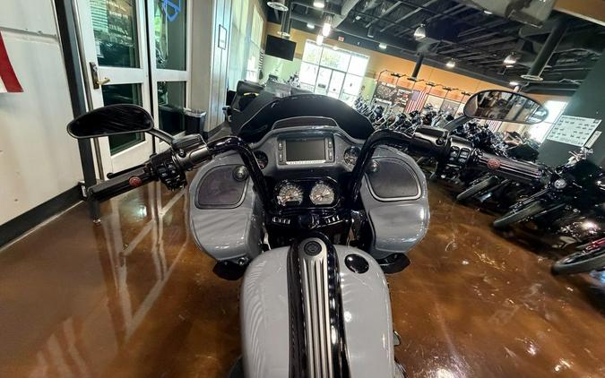 2018 Harley-Davidson Road Glide® CVO™ Road Glide®