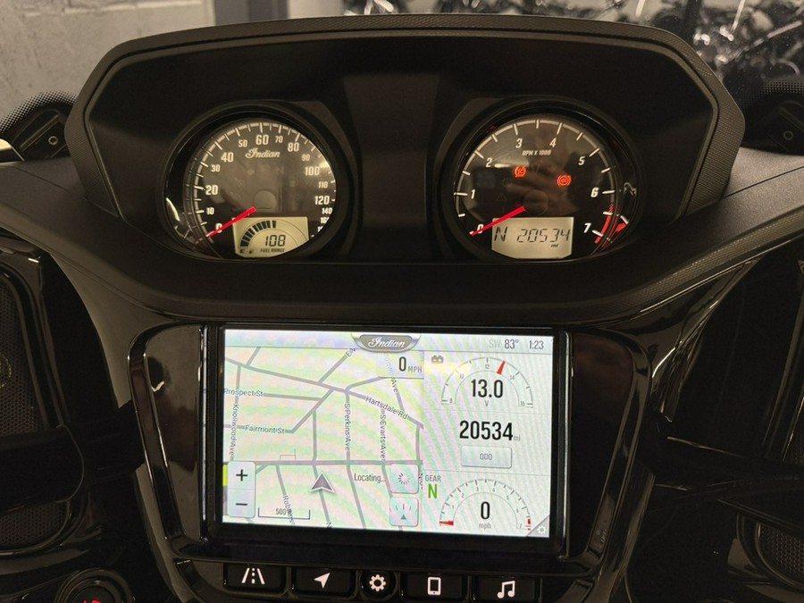 2023 Indian Challenger Dark Horse