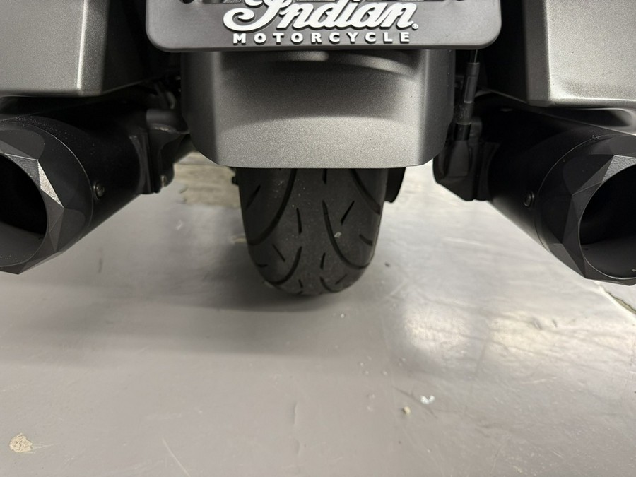 2023 Indian Challenger Dark Horse