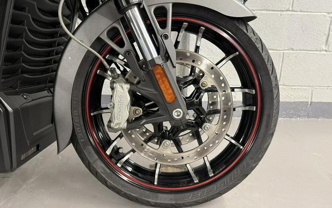 2023 Indian Challenger Dark Horse