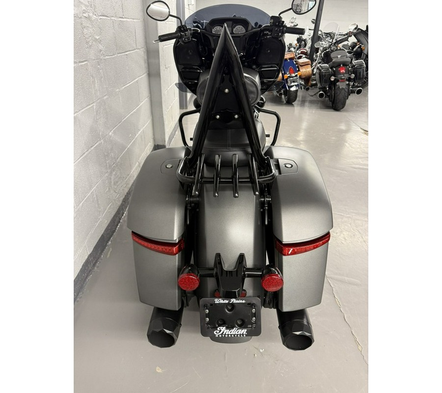2023 Indian Challenger Dark Horse