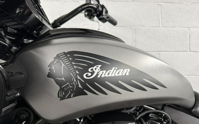 2023 Indian Challenger Dark Horse