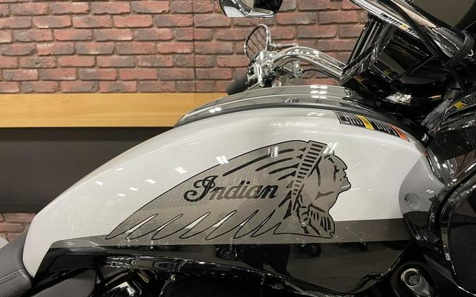 2024 Indian Motorcycle® Challenger® Limited Ghost White Metallic