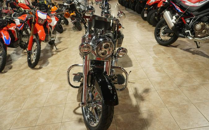 2013 Harley-Davidson® DYNA SWITCHBACK