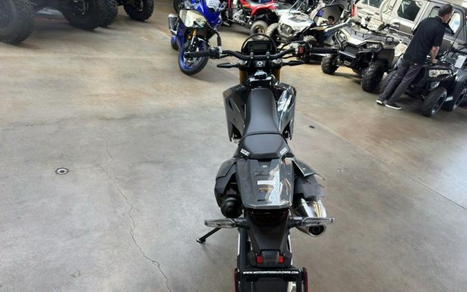 2025 Suzuki DR-Z400SM5