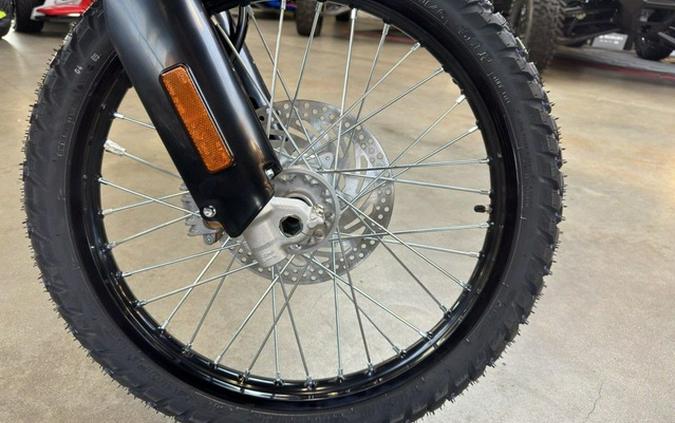 2025 Suzuki DR-Z400SM5