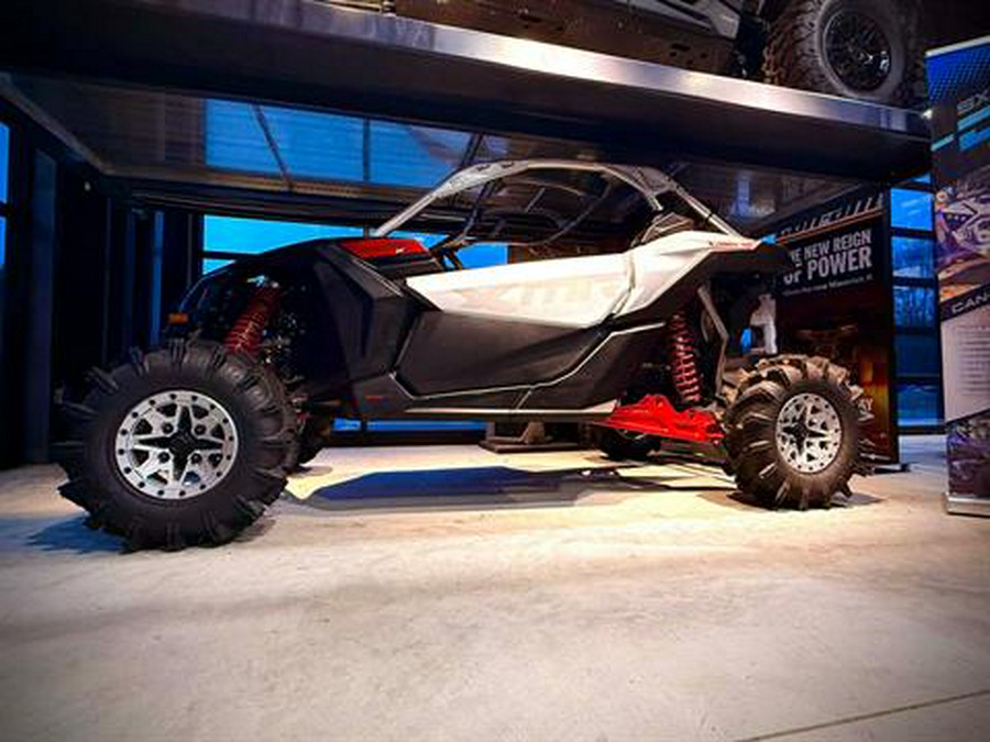2025 Can-Am Maverick X3 X MR Turbo RR 72